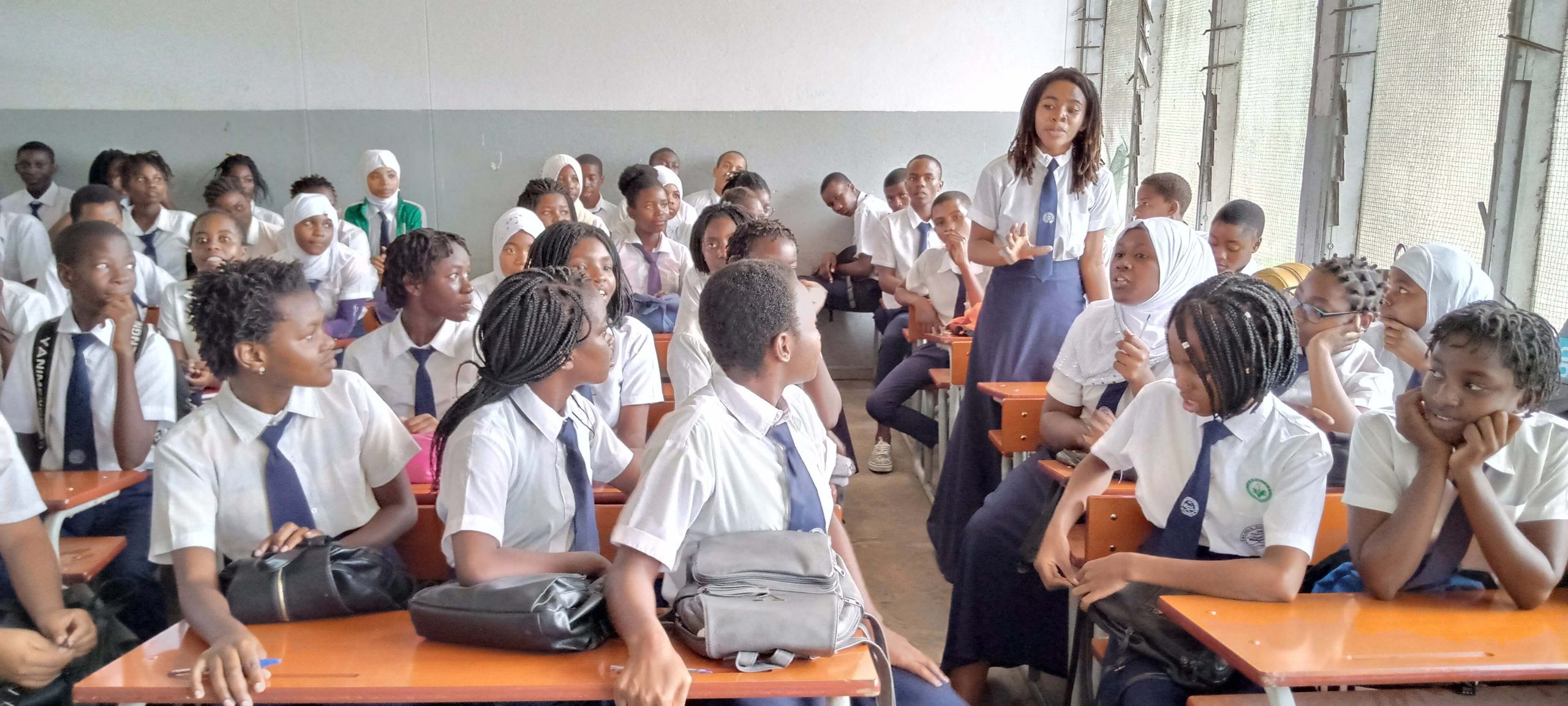Interacao com escolas. ES Nampula. Fevereiro. Rufino Antonio